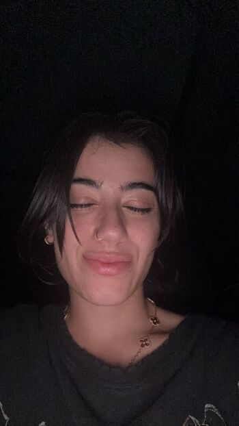 Full leaked Sara saffari private onlyfans photo