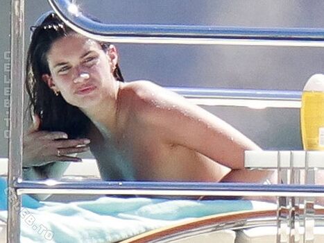 Full leaked Sara sampaio private onlyfans photo