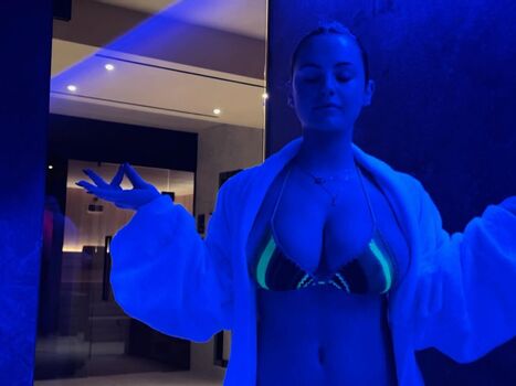 Full leaked Sarabella harris page private onlyfans photo