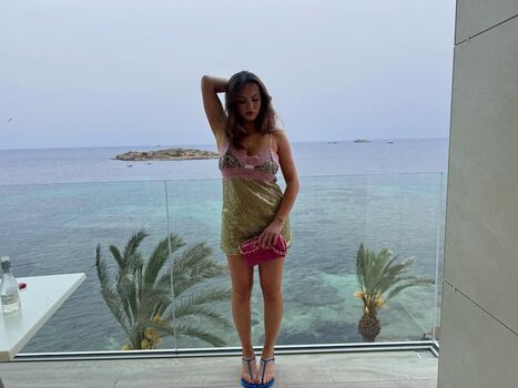 Full leaked Sarabella harris page private onlyfans photo