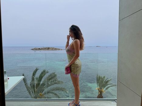 Full leaked Sarabella harris page private onlyfans photo