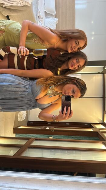 Full leaked Sarabella harris page private onlyfans photo