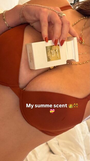 Full leaked Sarabella harris page private onlyfans photo