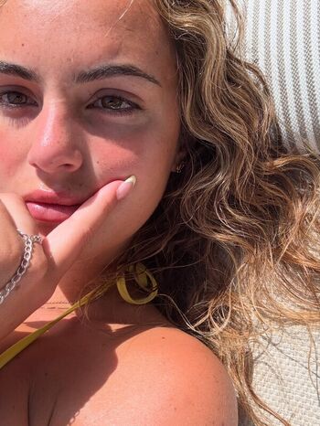 Full leaked Sarabella harris page private onlyfans photo