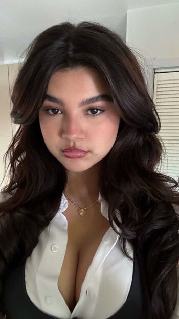 Full leaked Saraecheagaray page private onlyfans photo