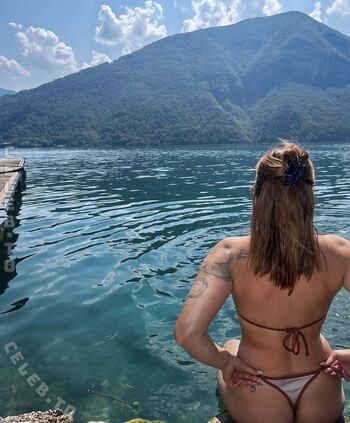 Full leaked Sarah amore private onlyfans photo