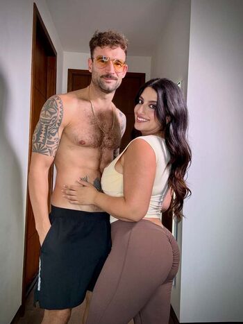Full leaked Sarah arabic page private onlyfans photo