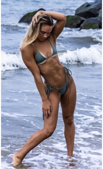 Full leaked Sarah dorough page private onlyfans photo
