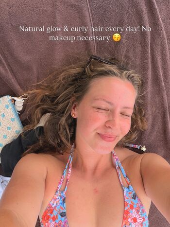 Full leaked Sarah senecal page private onlyfans photo