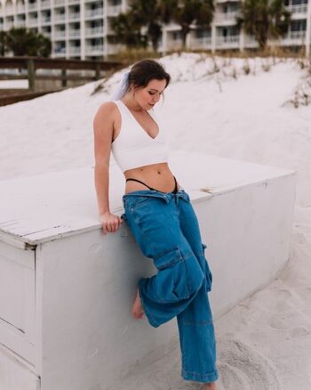 Full leaked Sarah senecal private onlyfans photo