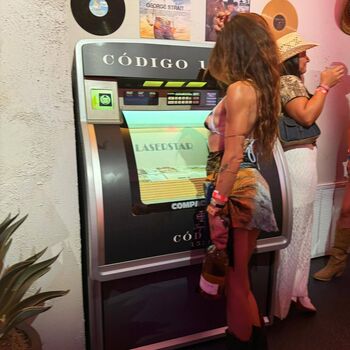 Full leaked Sarah shahi private onlyfans photo