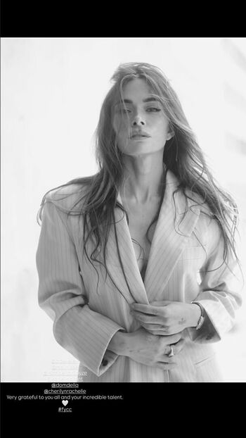 Full leaked Sarah shahi page private onlyfans photo
