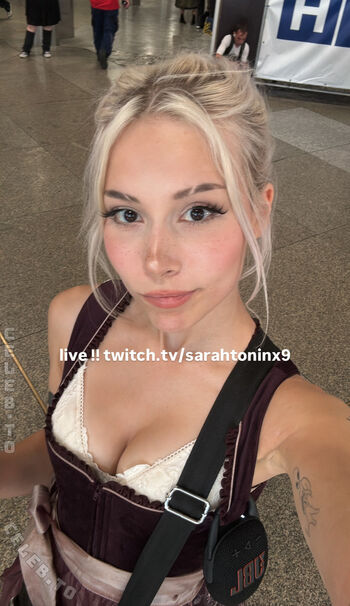 Sarahtoninx9_