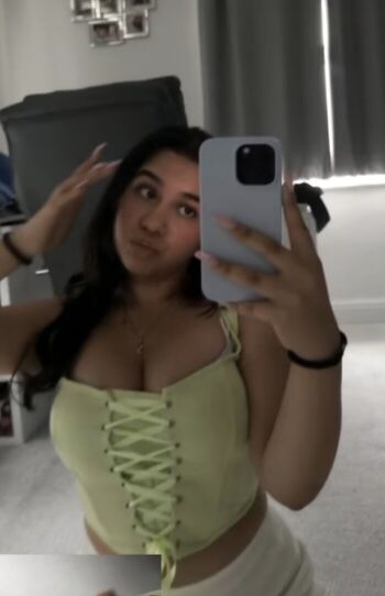 Full leaked Saranaya choudhary private onlyfans photo