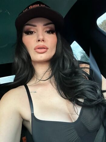 Full leaked Saraya bevis private onlyfans photo