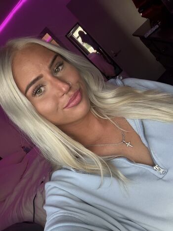 Full leaked Sariahxxx private onlyfans photo
