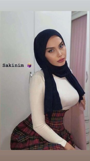 Full leaked Sariikubraa  page private onlyfans photo
