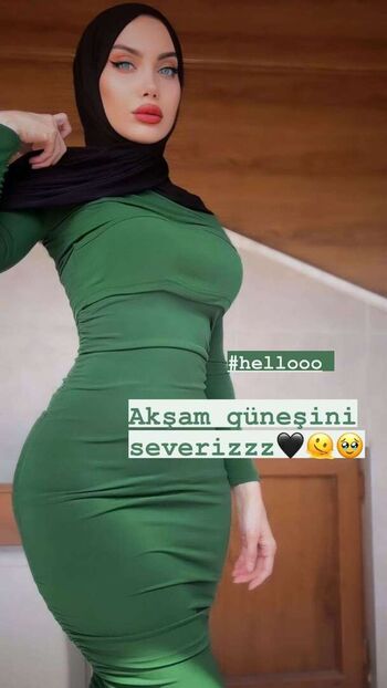 Full leaked Sariikubraa private onlyfans photo