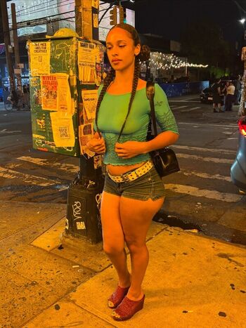 Full leaked Sarina private onlyfans photo