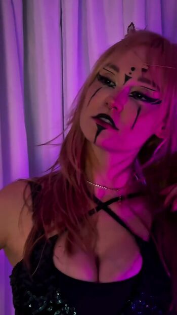 Full leaked Foxy alexxx/ private onlyfans photo