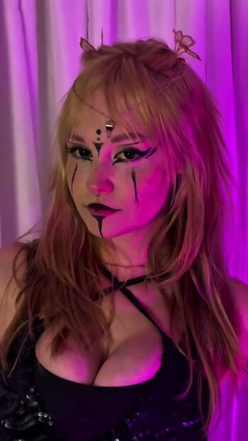 Full leaked Xennaxxx/ private onlyfans photo