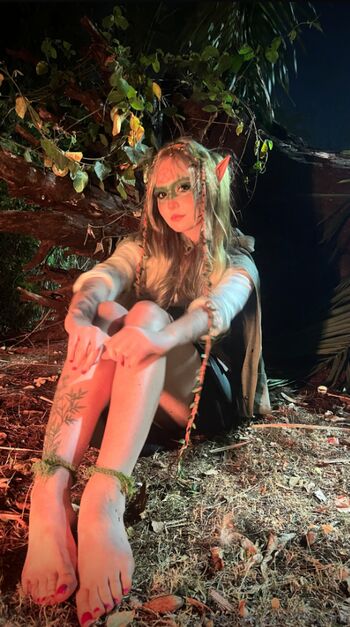 Full leaked Rayallaqueen/ private onlyfans photo