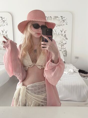 Full leaked Sasha gaier private onlyfans photo