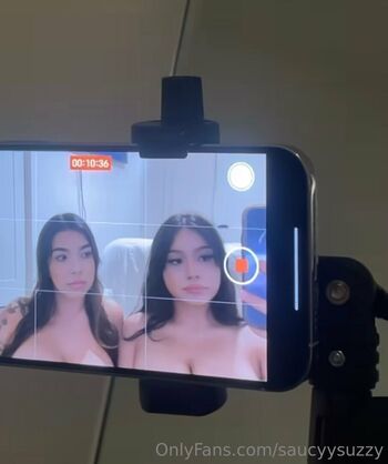 saucyysuzzy