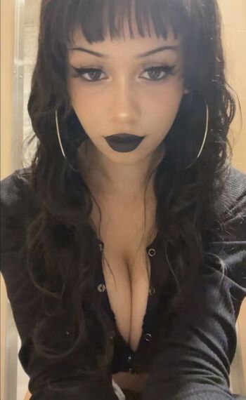 Scarlett Moon