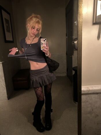 Full leaked Scenehert private onlyfans photo
