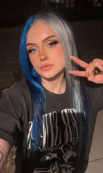 Full leaked Scifikantasy private onlyfans photo