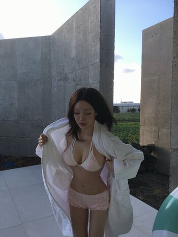 Full leaked Sejinming  page private onlyfans photo