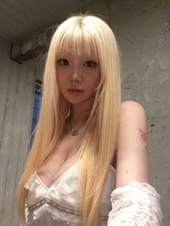 Full leaked Sejinming  page private onlyfans photo