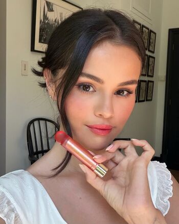 Full leaked Selena gomez private onlyfans photo