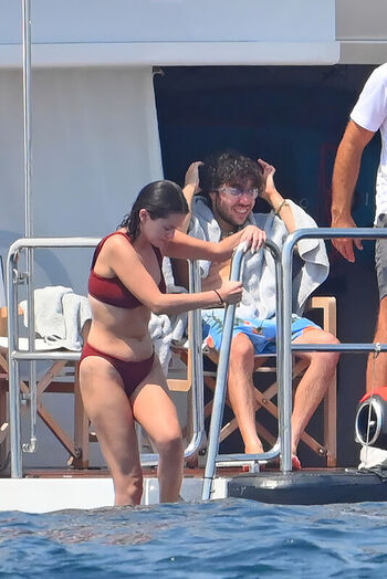 Full leaked Selena gomez  page private onlyfans photo