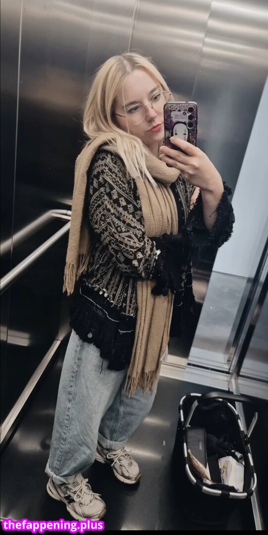 Sen Cosplay