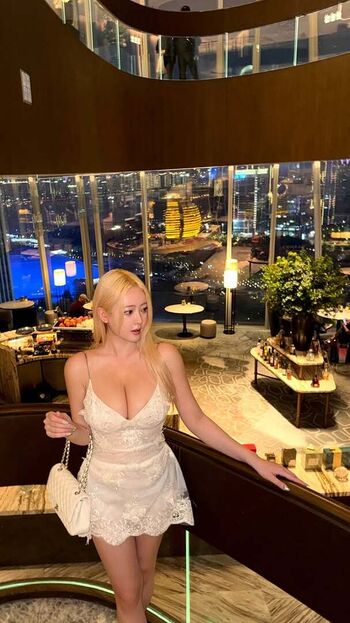 Full leaked Seon h e private onlyfans photo