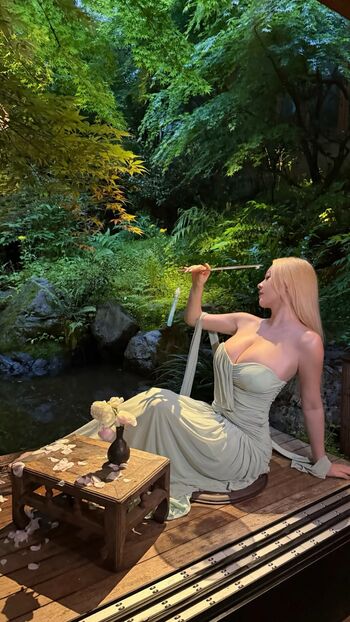 Full leaked Seon h e private onlyfans photo