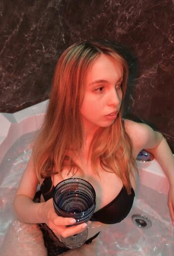 Full leaked Serena skybourne page private onlyfans photo