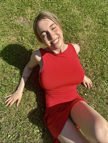 Full leaked Serena skybourne page private onlyfans photo