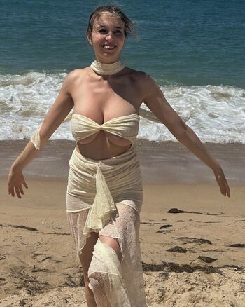 Full leaked Serena skybourne page private onlyfans photo