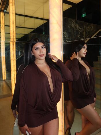 Full leaked Serenaaz private onlyfans photo