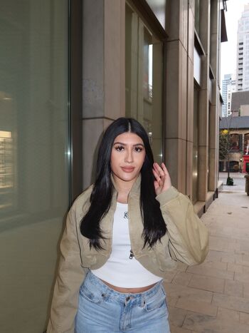 Full leaked Serenaaz private onlyfans photo