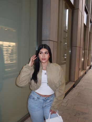 Full leaked Serenaaz private onlyfans photo