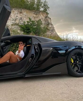 sevdaliza