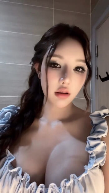 Full leaked Sexyangle lookwa private onlyfans photo