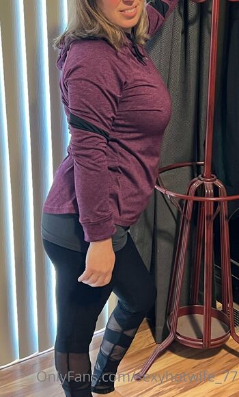Full leaked Sexyhotwife private onlyfans photo