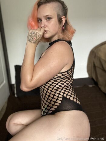 sexywolfwinters01