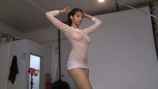 Full leaked Shanaya private onlyfans photo