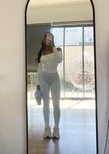 Shaniya Nisha | @shaniya_nisha